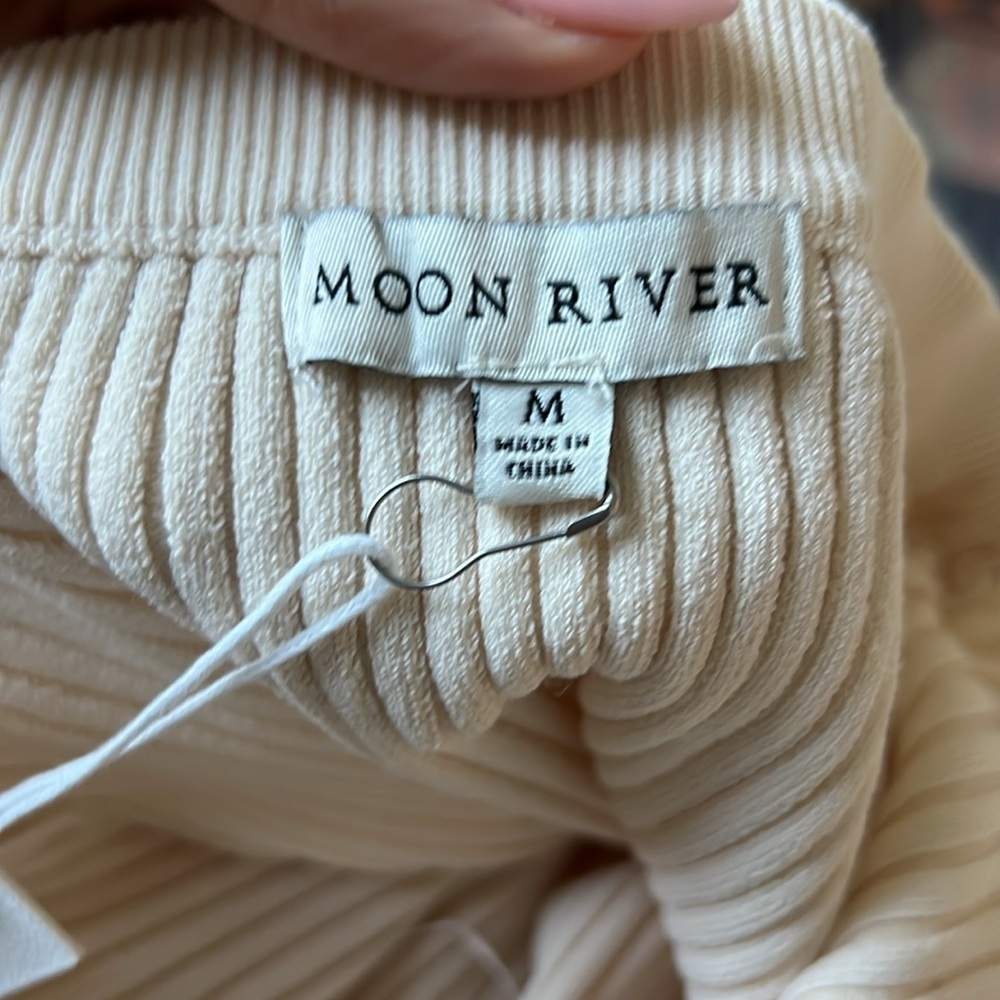 Moon River Ribbed Halter Dress - Picture 7 of 10